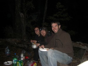 Abendessen mit Javier aus Buenos Aires am Lago Tromen