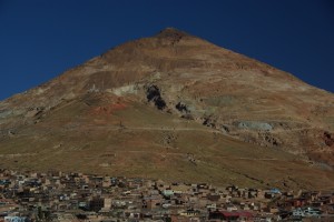 Cerro Rico - der Schweizerkaese ueber Potosi