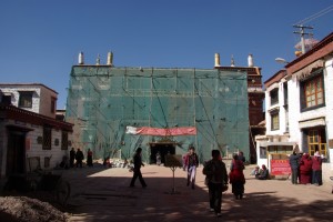 Der unscheinbare Ramochetempel - fuer uns einer der schoensten Plaetze in Lhasa