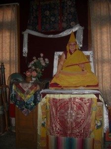 das haben wir in Tibet jedoch nicht gesehen, das Bildnis des Dalai Lama ist dort ja strengstens verboten